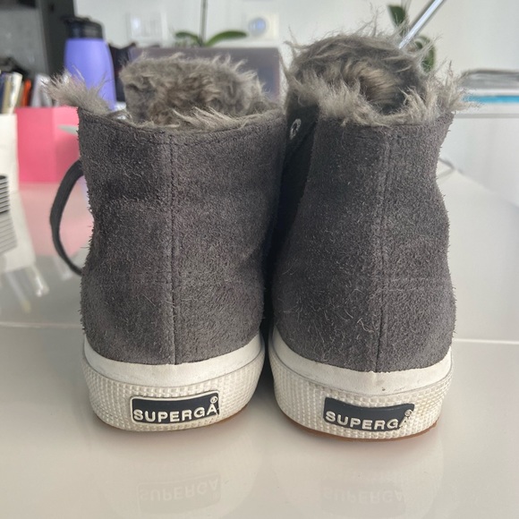 Boots - Picture 3 of 5